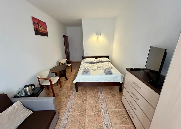 Hotel Tedi 2 Rewal